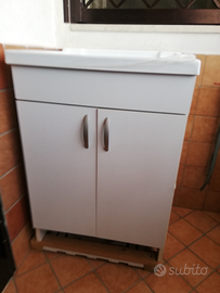 Lavatoio sia da esterno che interno con mobile