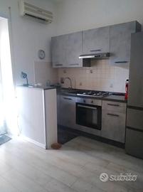 LAURENTINA CECCHIGNOLA BiLOCALE ARREDATO TERRAZZO