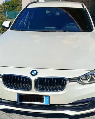 BMW 318d Touring Sport Line 2016 - Automatico