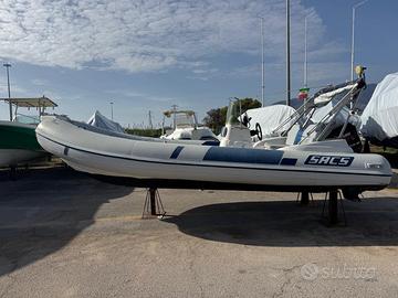 Gommone sacs 5.90 con motore mercury 115 cv 4 temp