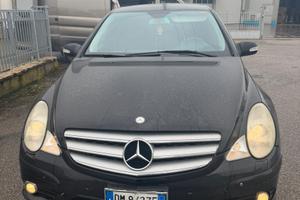 Mercedes R class