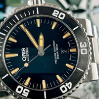 Oris Aquis Date  Great condition 43mm