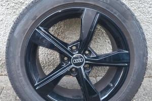 cerchi originali audi R17 + due treni gomme
