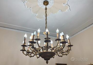 Lampadario classico 12 luci in ottone/ bronzo