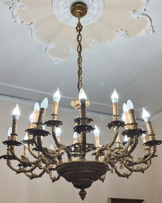 Lampadario classico 12 luci in ottone/ bronzo