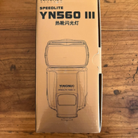 Yongnuo YN560 III - flash 2.4Ghz per Canon/Nikon/O