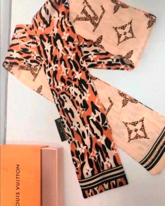 foulard seta Louis Vuitton 