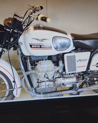 Moto Guzzi V 75 - 1969