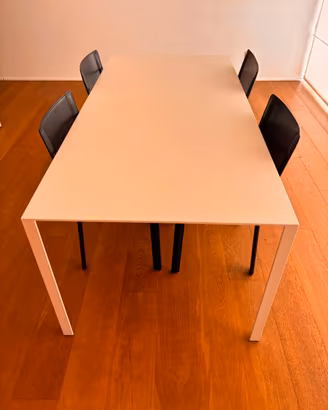 Tavolo da pranzo Modello Molteni Less Less