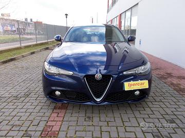 ALFA ROMEO Giulia 2.2 Turbodiesel 150 CV AT8 Bus