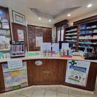 Arredo Farmacia 1 banco 9 mobili 1 condizionatore