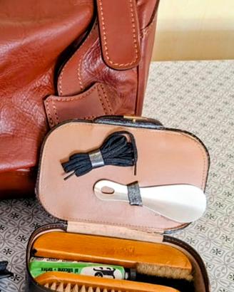 set da viaggio per pulizia scarpe mai usato 