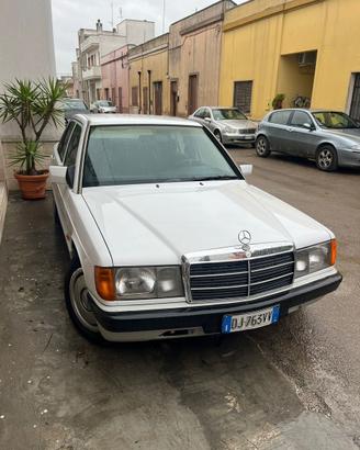Mercedes 190E