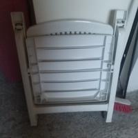 sedie da  esterno bianche. 