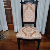 Sedia antica imbottita