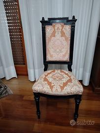 Sedia antica imbottita