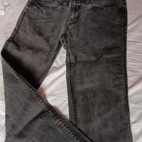 jeans da uomo taglia 46 dritti nuovi mai usati