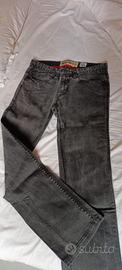 jeans da uomo taglia 46 dritti nuovi mai usati