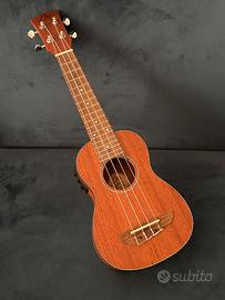 Ukulele Eko amplificabile