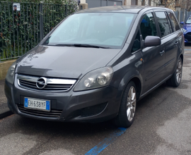 Opel zafira 1.7 cdti 2011