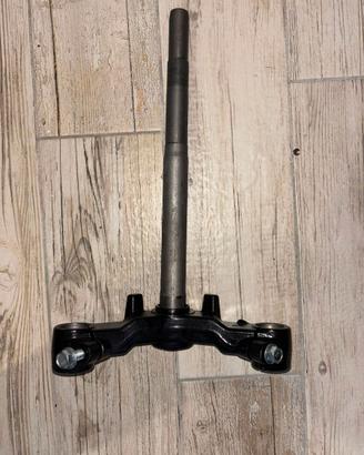 Piantone Yamaha Aerox nuovo