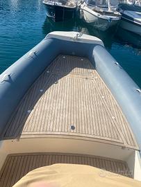 Gommone Led 750