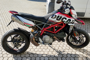 Ducati ypermotard 950