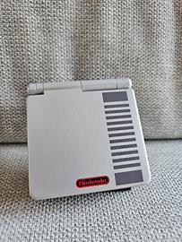Nintendo Game Boy Advance SP NES Edition 