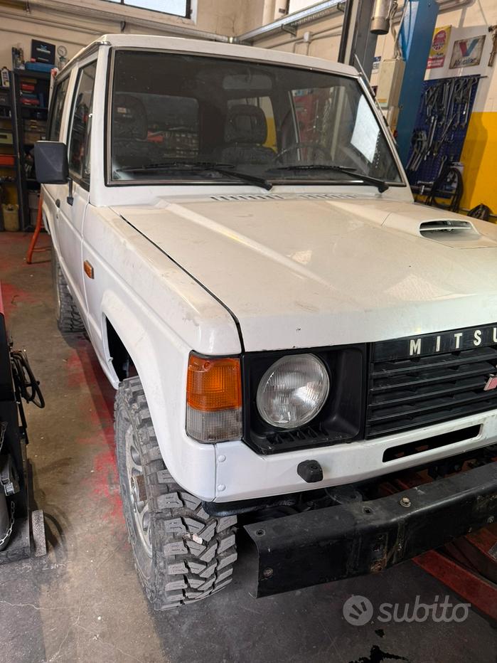 MITSUBISHI Pajero ('82-'00)
