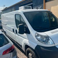 Peugeot boxer 2.2 120cv coibentato e refrigerato