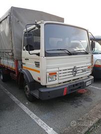 Camion Renault midliner