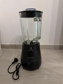 Frullatore Electrolux E3TB1-4GG 500W – Come nuovo