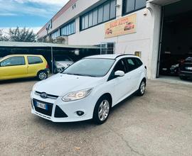 Ford Focus 1.6 120 CV GPL SW Titanium