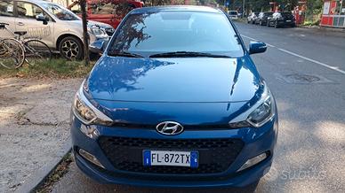 Hyundai i20 1.2 5 porte Econext Blackline