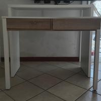 Scrivania con banco estraibile (scorrevole)