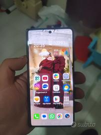 HONOR MAGIC V3