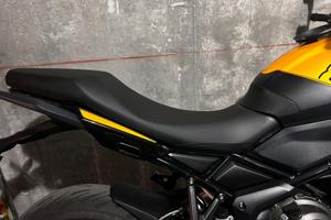 Sella tiger sport 800