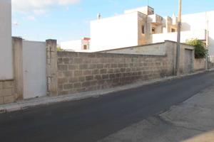 Trepuzzi terreno zona "B" (edificabile 80%) mq 577