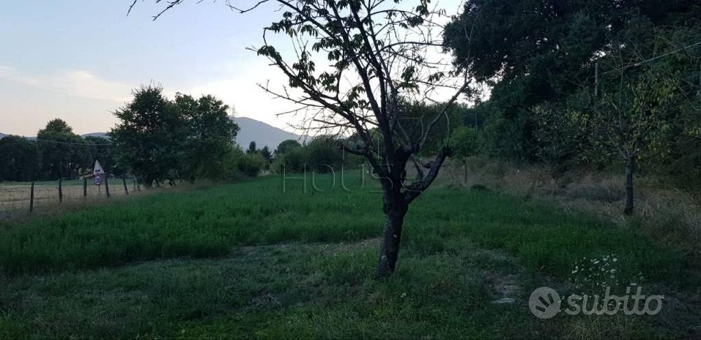 Terreno di 150 m² a Umbertide - Altro
