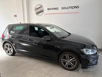 VOLKSWAGEN Golf 1.0 TSI 115 CV DSG 5p. R-LINE Bl