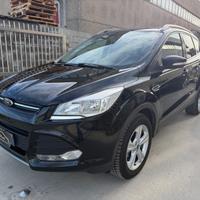 Ford Kuga 2.0 TDCI 140 CV 4WD Powershift Titanium