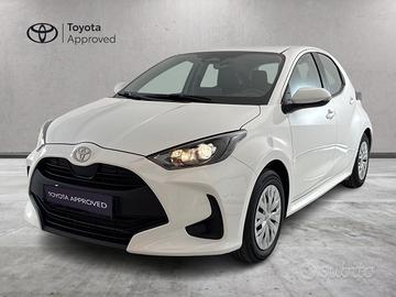 TOYOTA Yaris IV 2020 - Yaris 1.5h Active
