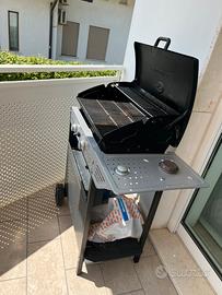 Barbecue a gas con pietra lavica