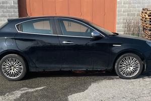 Alfa Romeo giulietta 2.0 140 cv