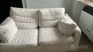 Divano due posti