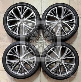 Cerchi 17 originali e pneumatici Toyota Yaris