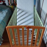 Lettino in legno