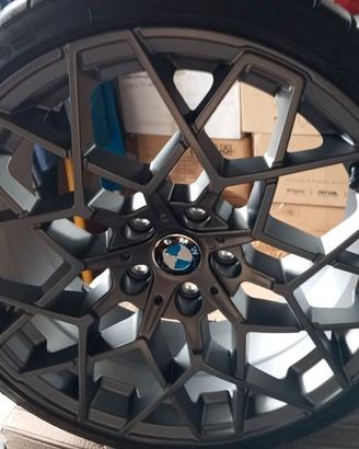 Cerchi in lega 19" BMW serie 3 con pneumatici