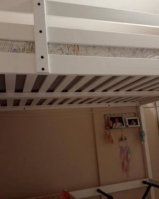 Letto a soppalco a una piazza e mezza