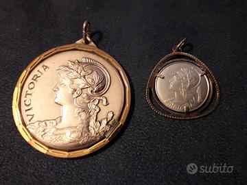 Lotto ciondoli argento e metallo Vittoria Victoria